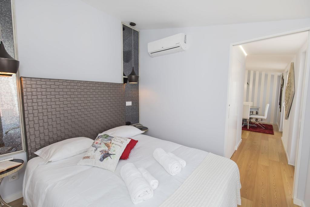 Lovelystay - 2bed Looking Good In Bairro Alto Apartment Lissabon